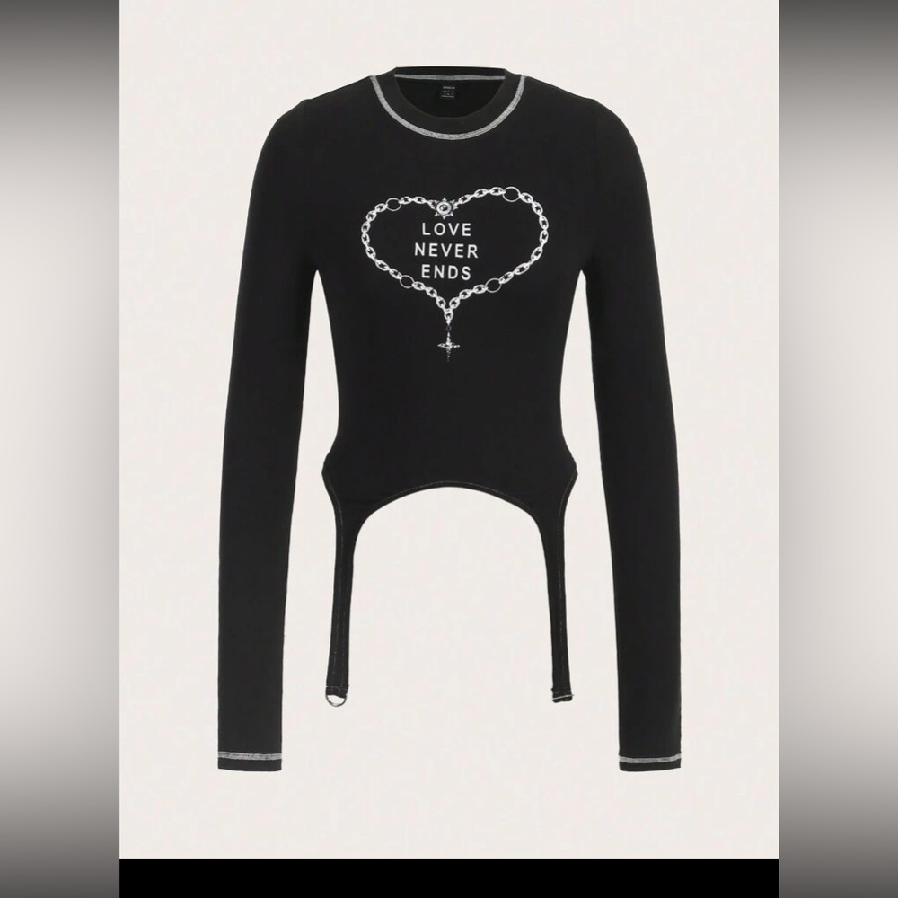 SHEIN Coolane Heart & Slogan Graphic Asymmetrical Hem Tee size XS